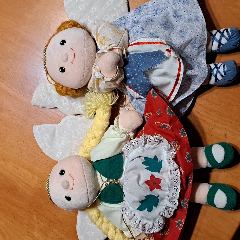 Collectible Plush Angels Around The World Qty: 2